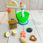 Batidora De Madera Con Accesorios Y Palote Juguete Didactico